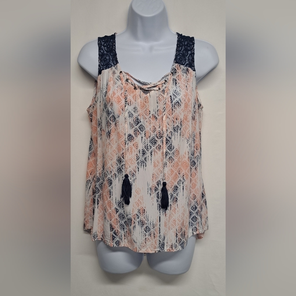 Como Petite PM Sleeveless Top Lightweight Lace Partial Tie Front Fringe